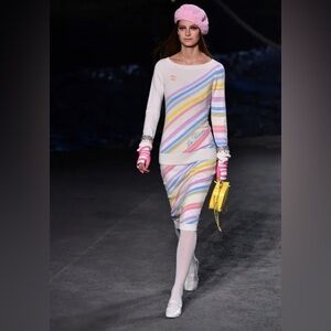 CHANEL 2019 La Pausa Runway Cashmere Multicolor Striped Midi Skirt 38